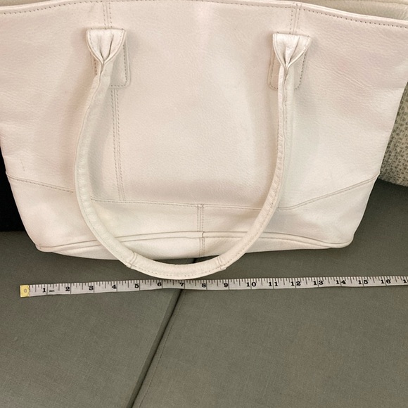 Ameri Leather Shoulder Bag - Picture 5 of 6